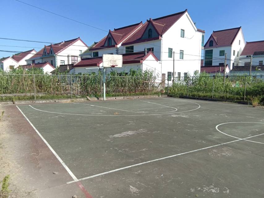 白漾村籃球場