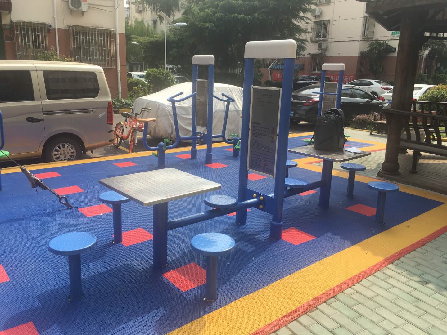 雙立柱棋牌桌