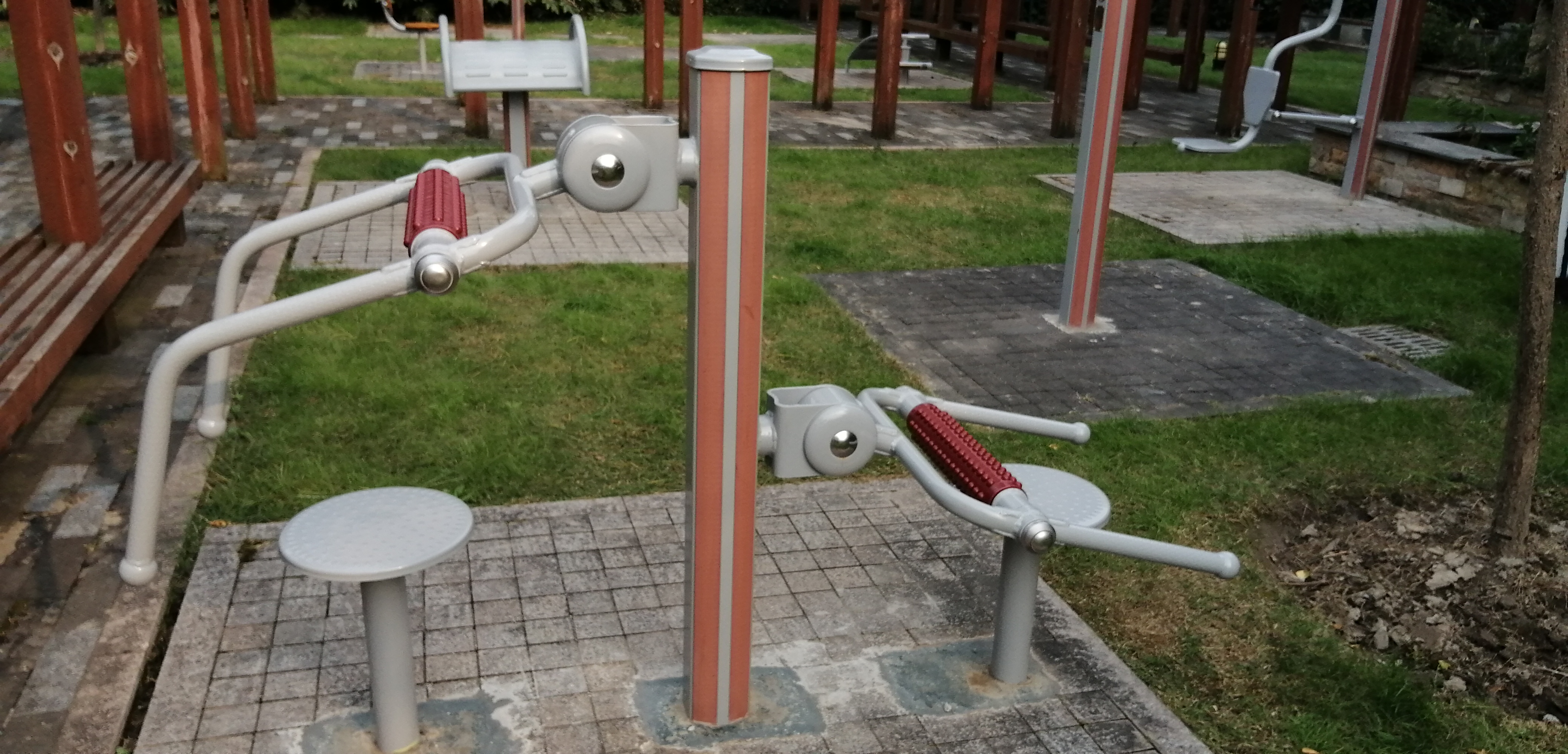 頸腰按摩器