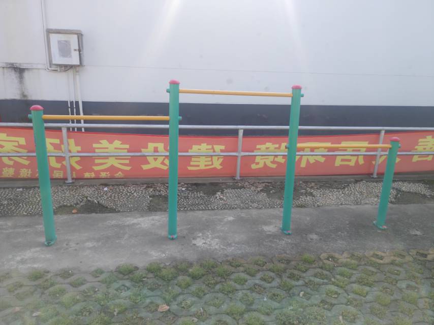 擱腿杠
