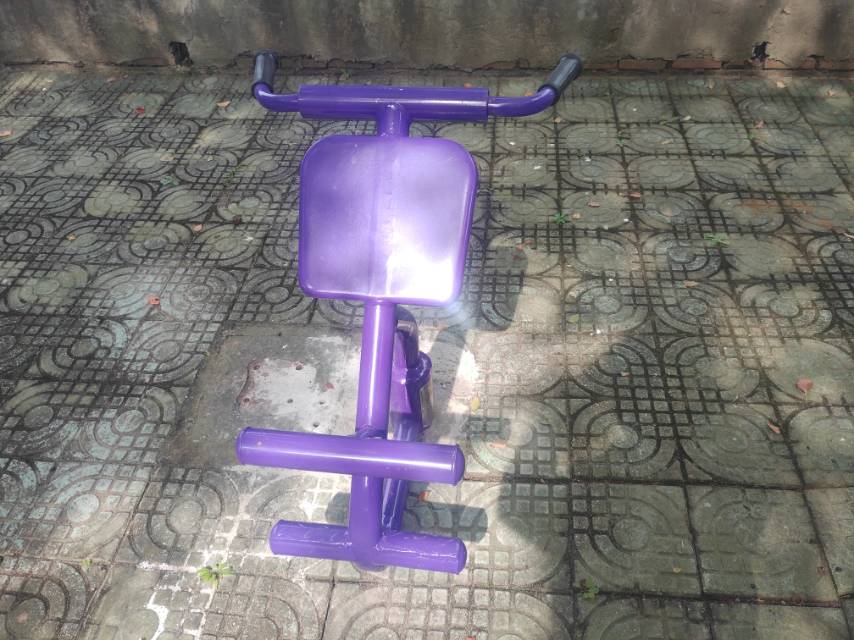 背肌訓練器
