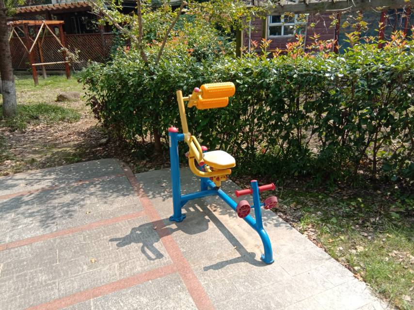 自重腰腹器