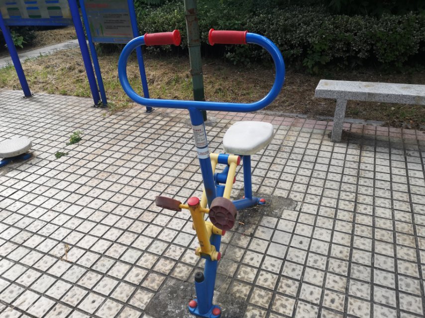 腰力鍛煉器