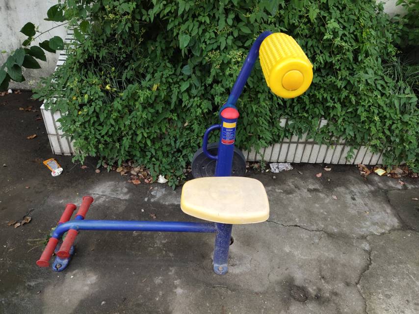 腹背鍛煉器