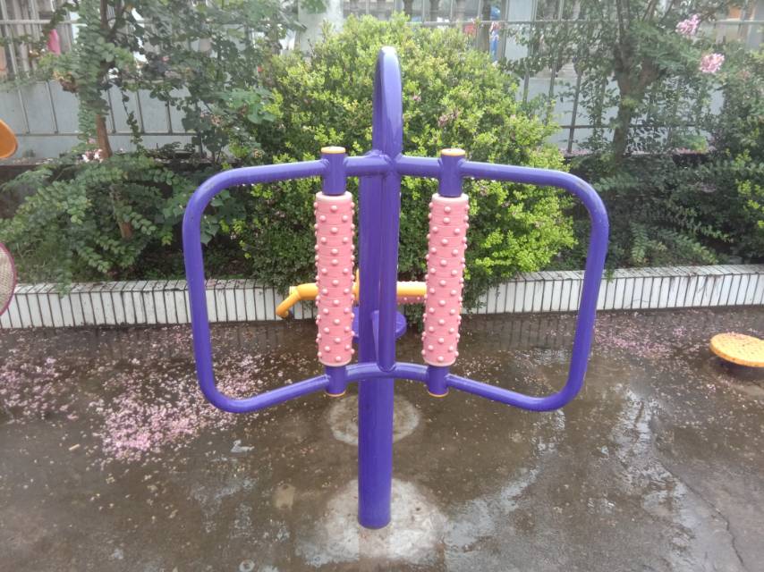 腰背按摩器