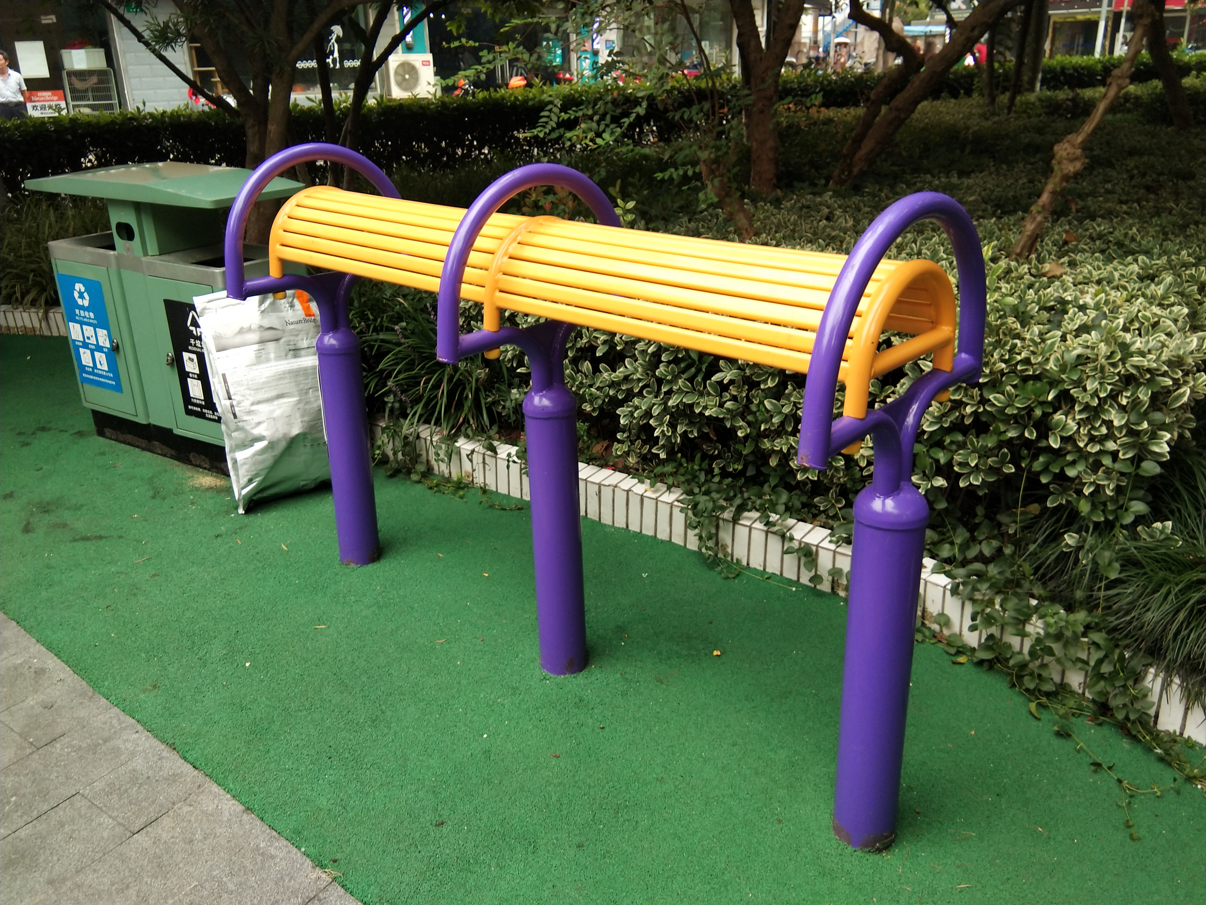 伸腰伸背器