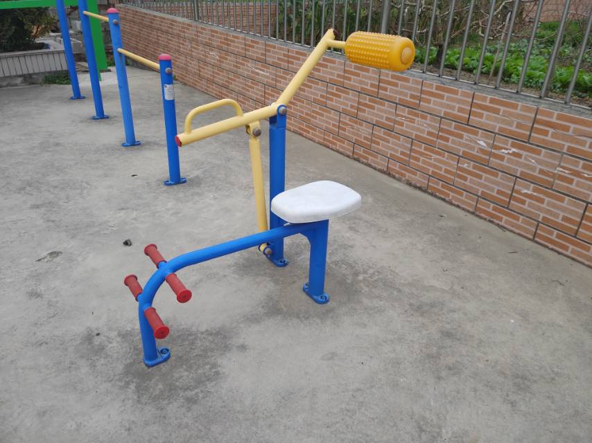 腹背鍛煉器