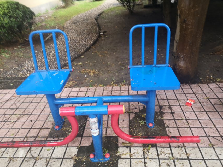 下肢訓練器