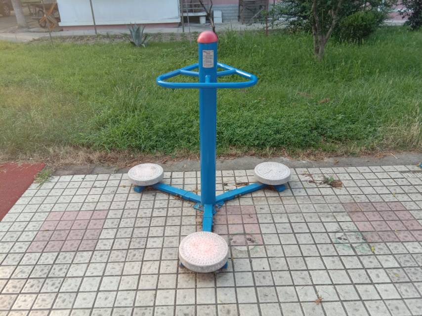 扭腰器