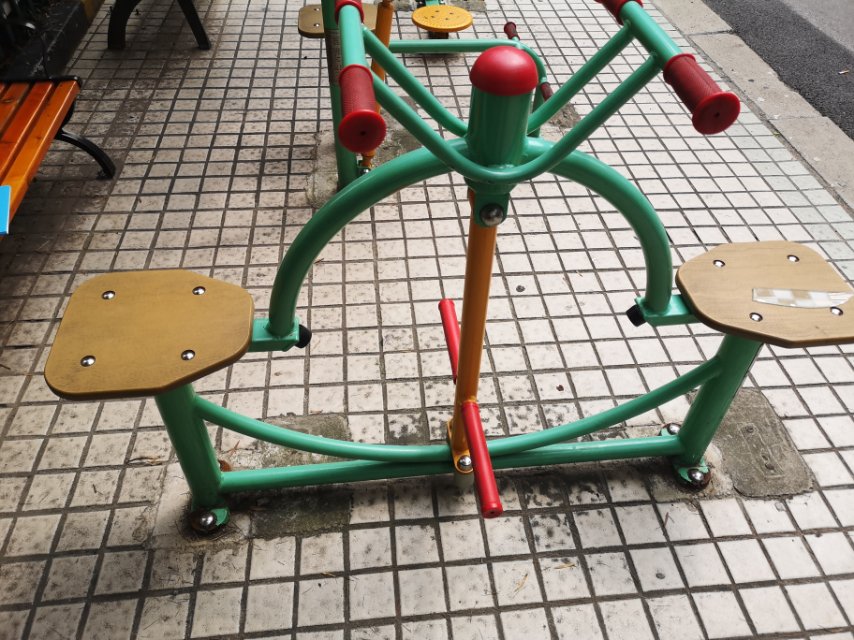 下肢康復器