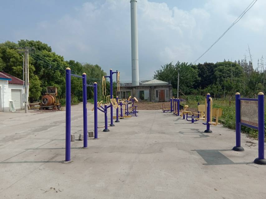 堡鎮(zhèn)財貿村石橋2隊倉庫健身點