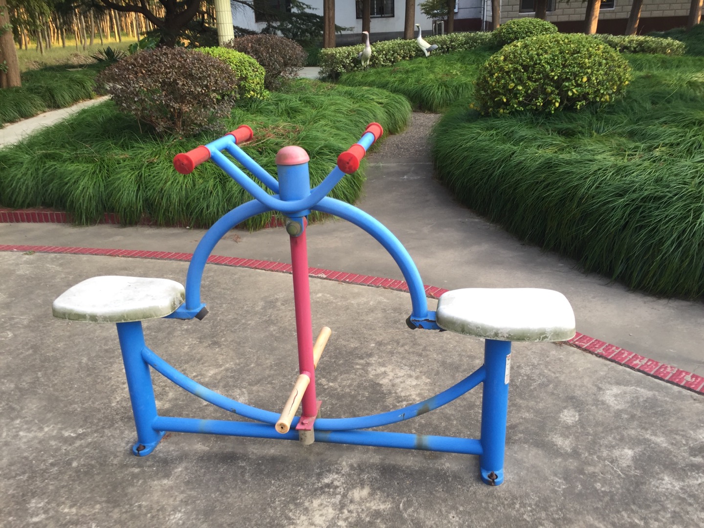 下肢鍛煉器