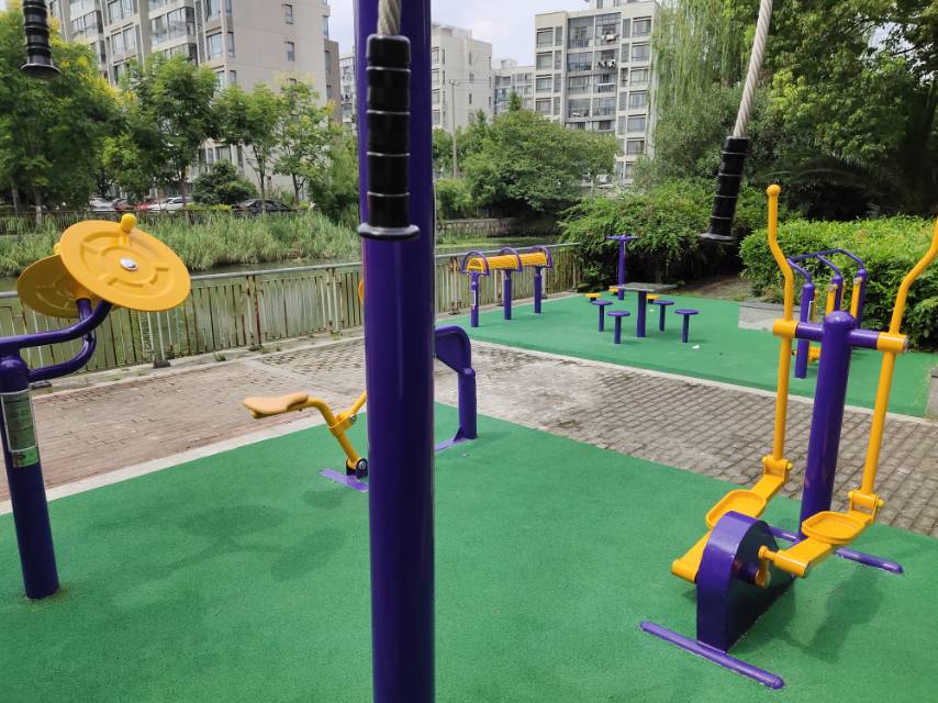青樂社區(qū)健身點3