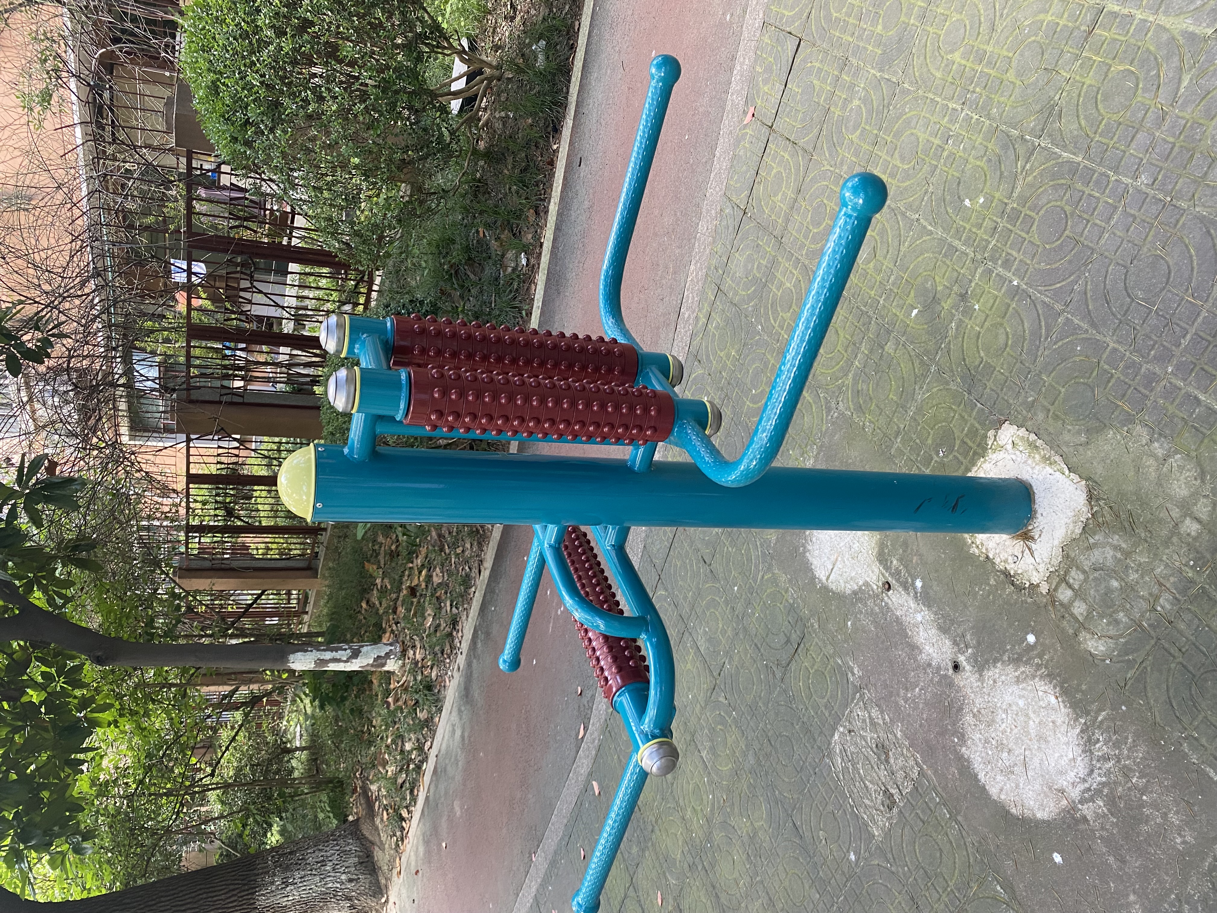 互動(dòng)式腰背按摩器