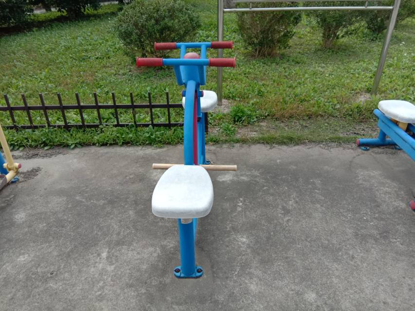 下肢鍛煉器