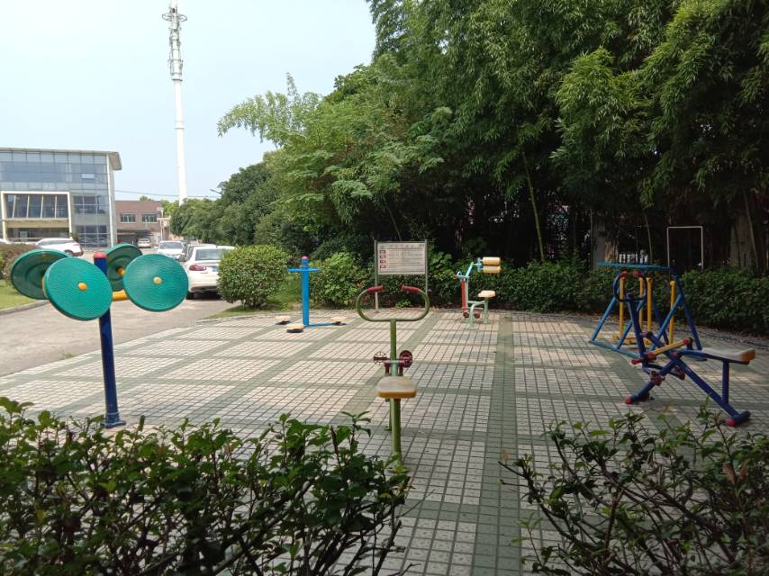 勞動村健身點