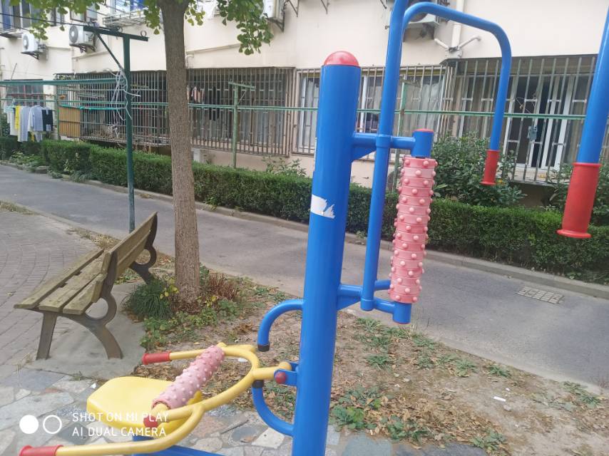 腰背按摩器