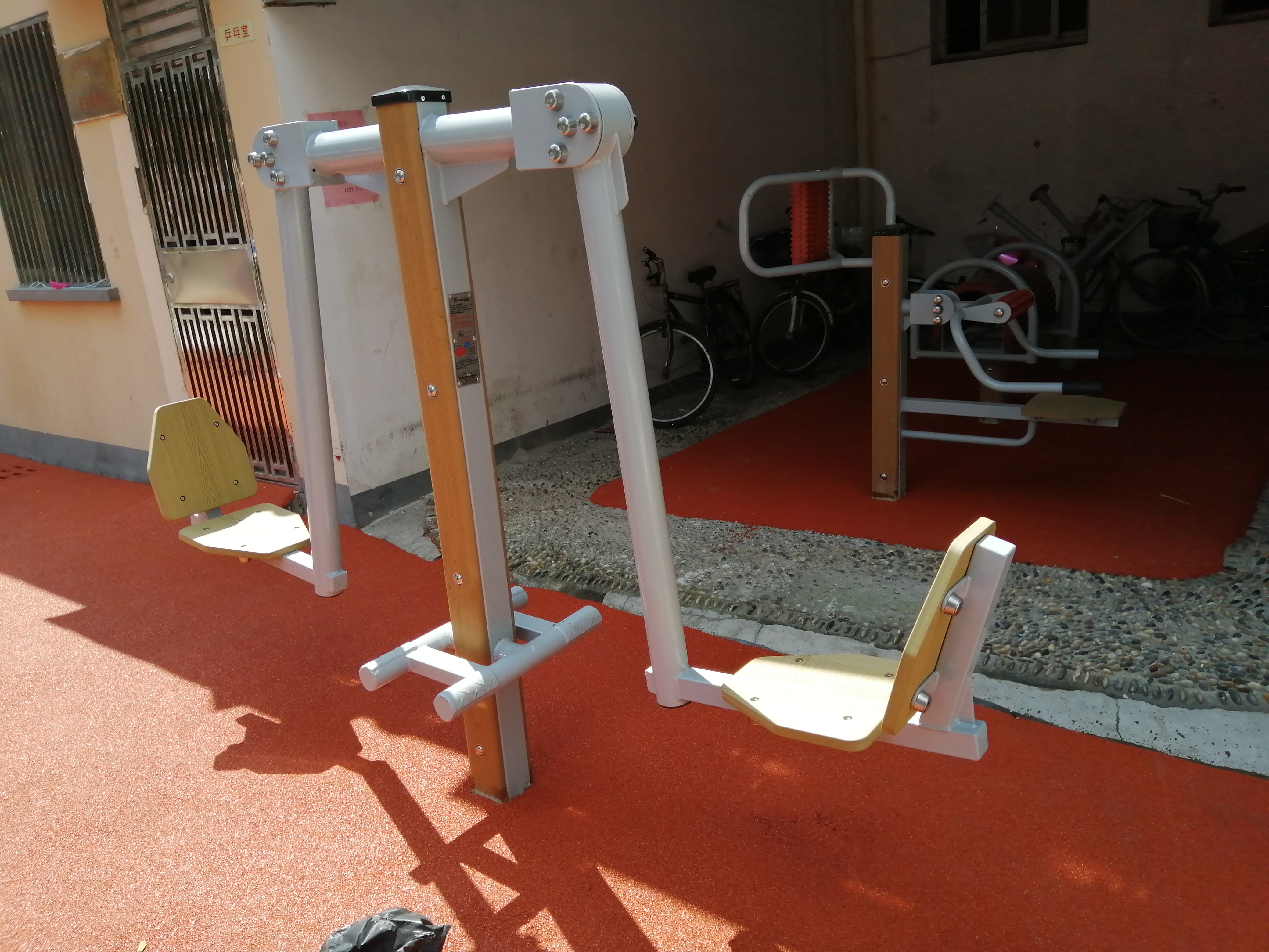 蹬力訓練器