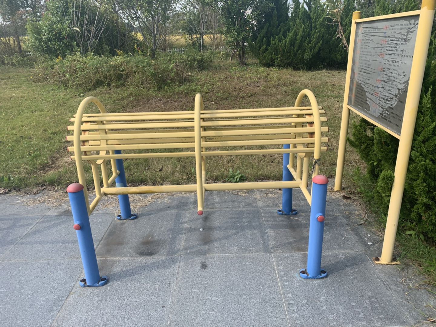 伸腰器