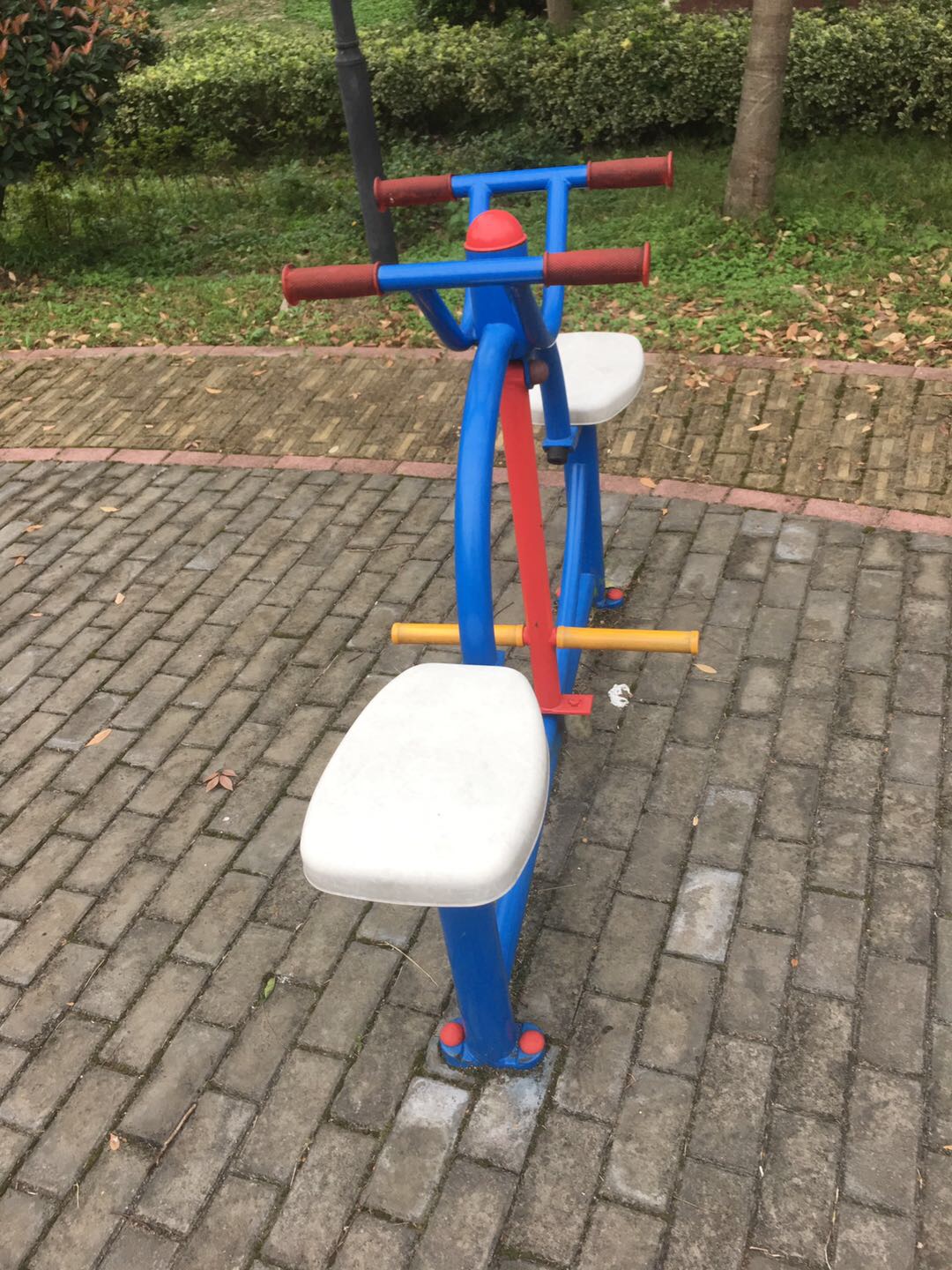 下肢康復器