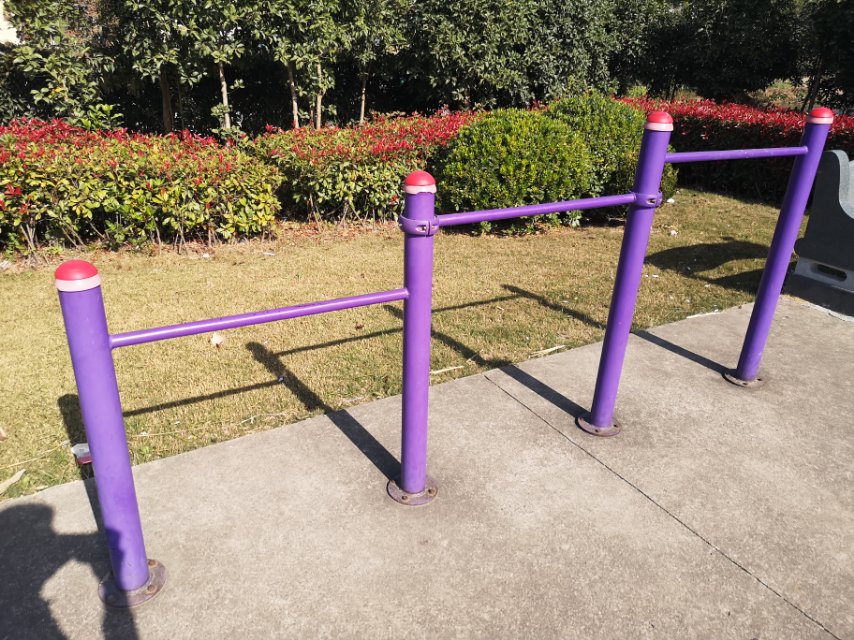 三人壓腿器