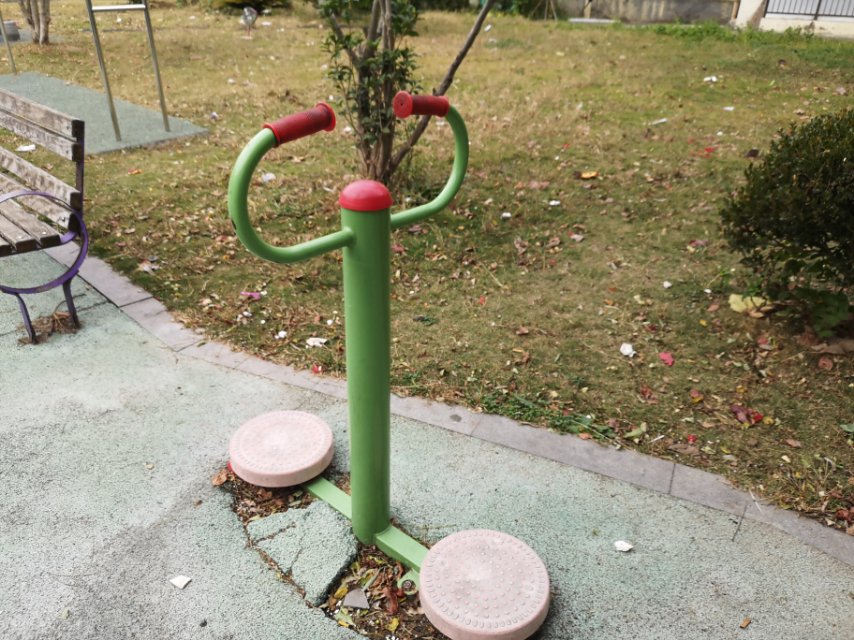 扭腰器