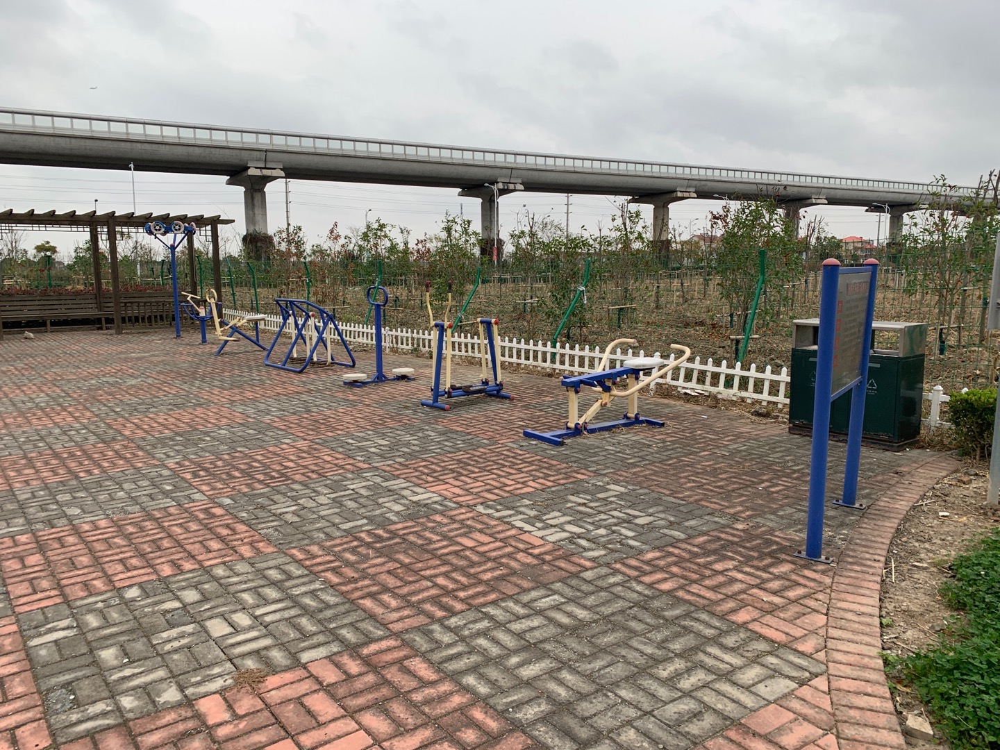 新路村果園6組