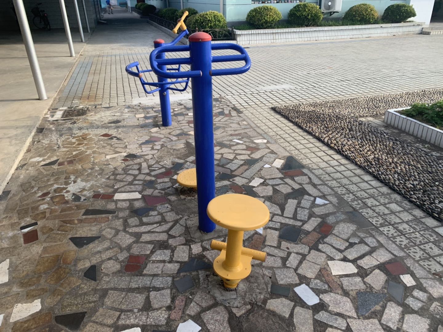 雙位扭腰器