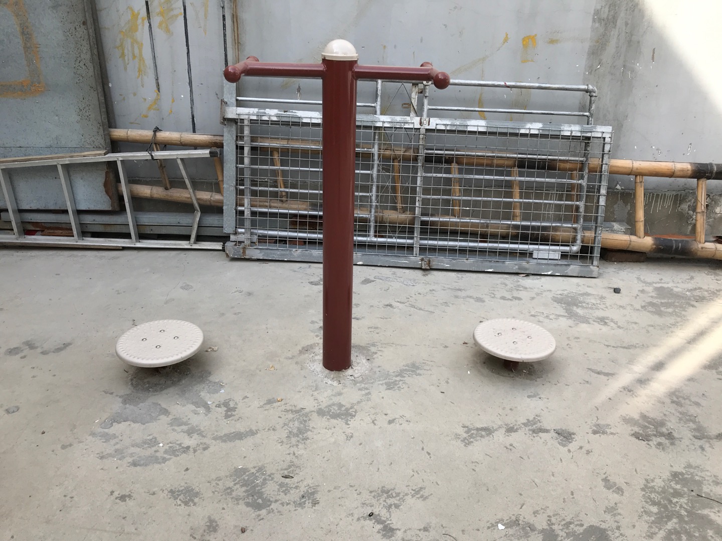 雙位扭腰器