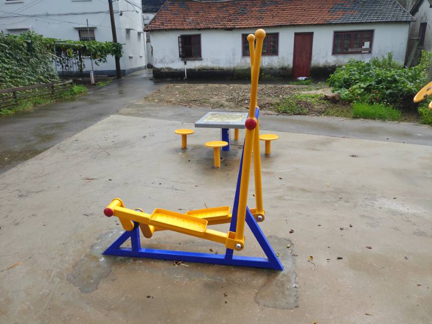 室外橢圓機