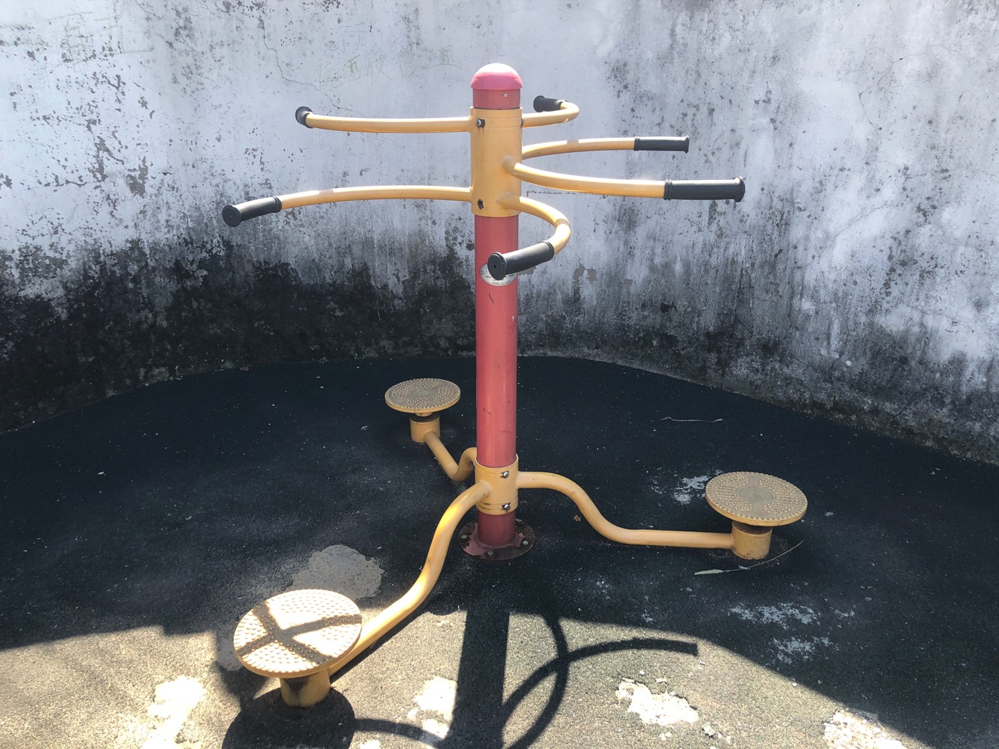 扭腰器