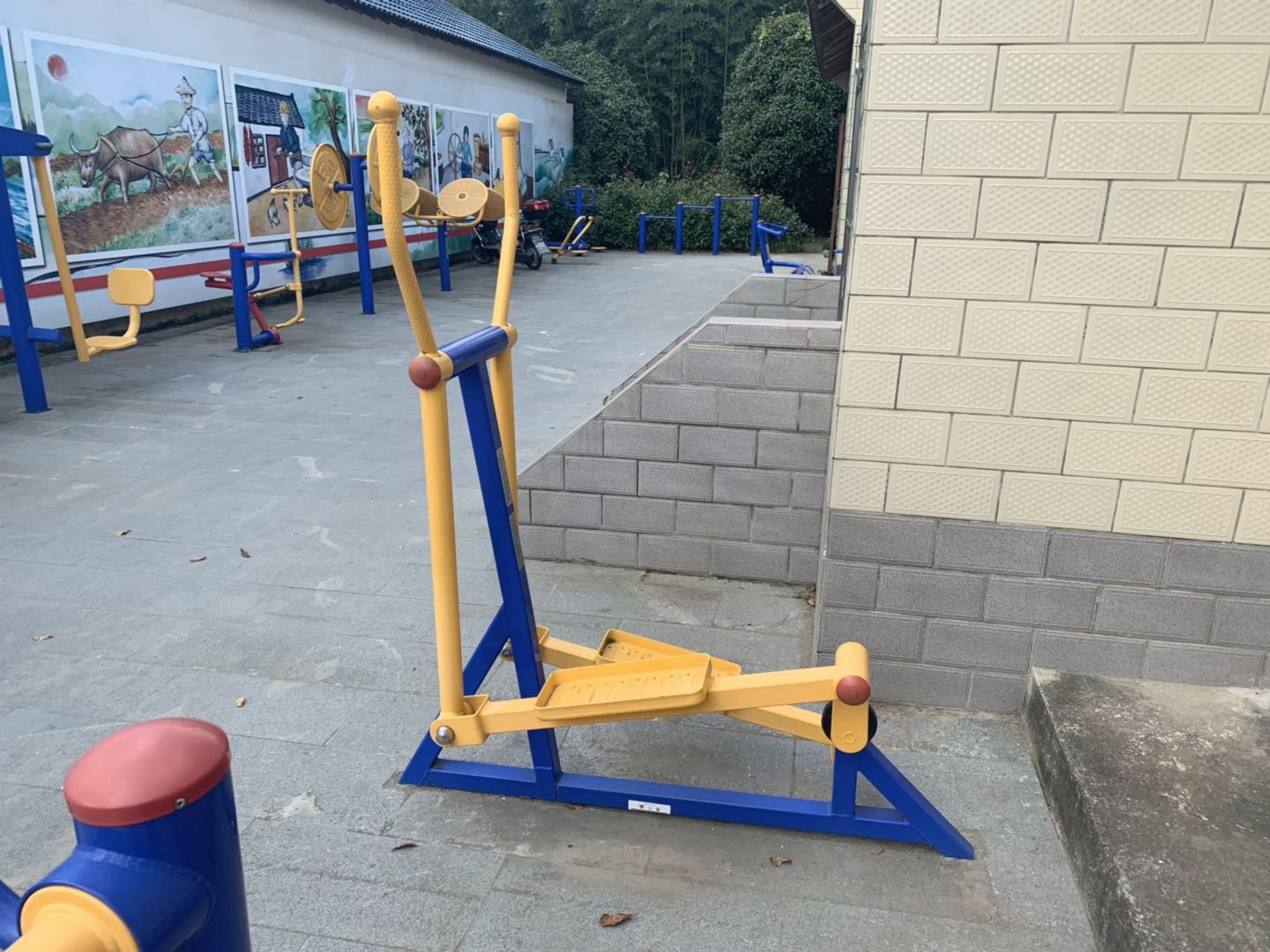 室外橢圓機