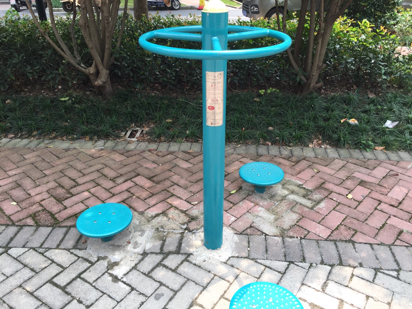 扭腰器