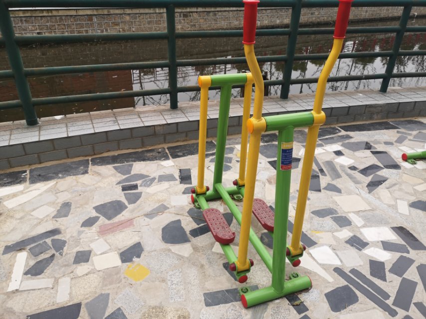 滑行器