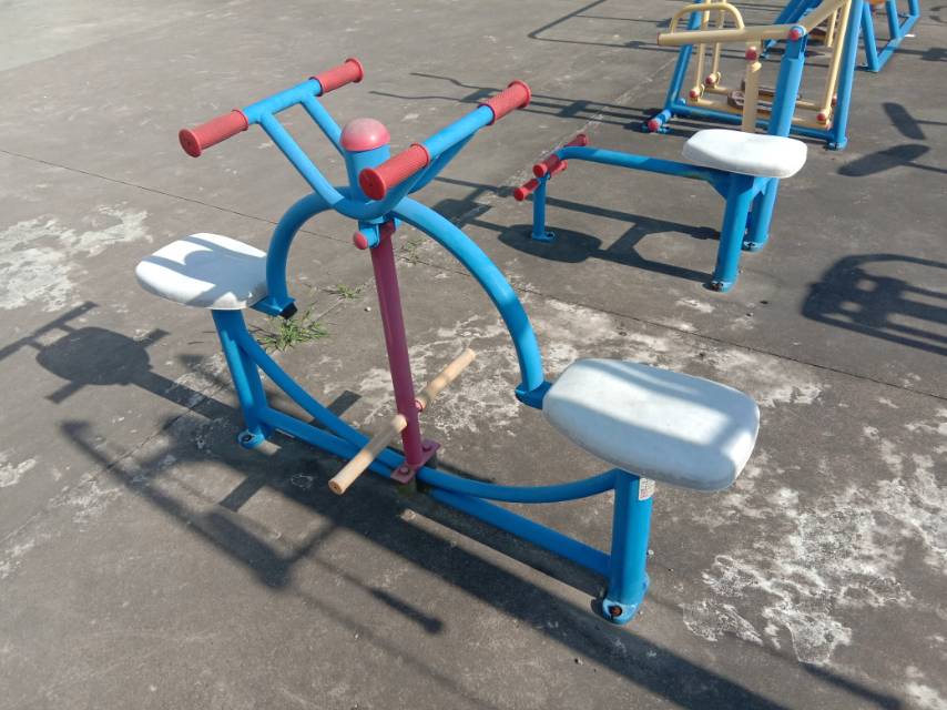 下肢鍛煉器