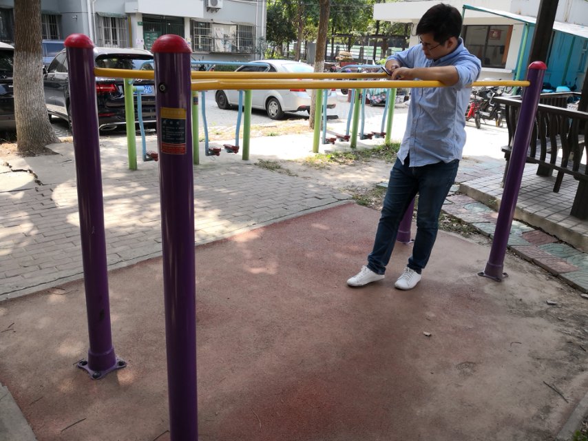 雙杠健身器