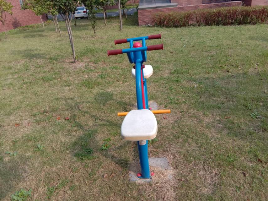 下肢康復器