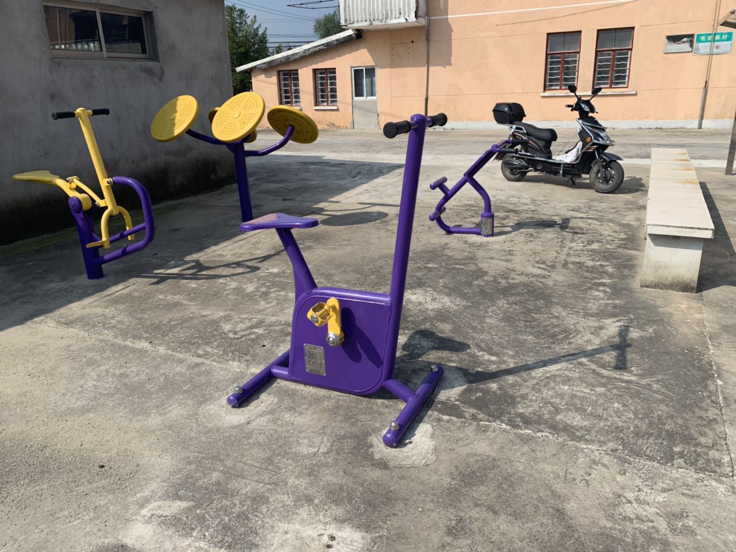 雙位健身車
