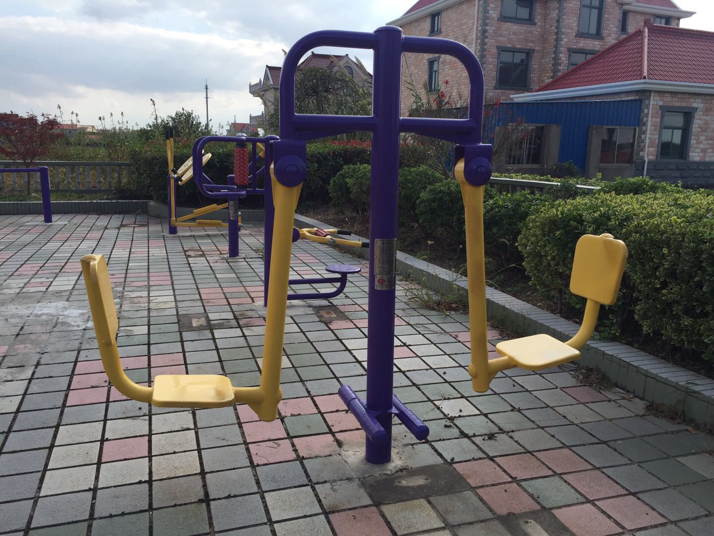 雙位蹬力器