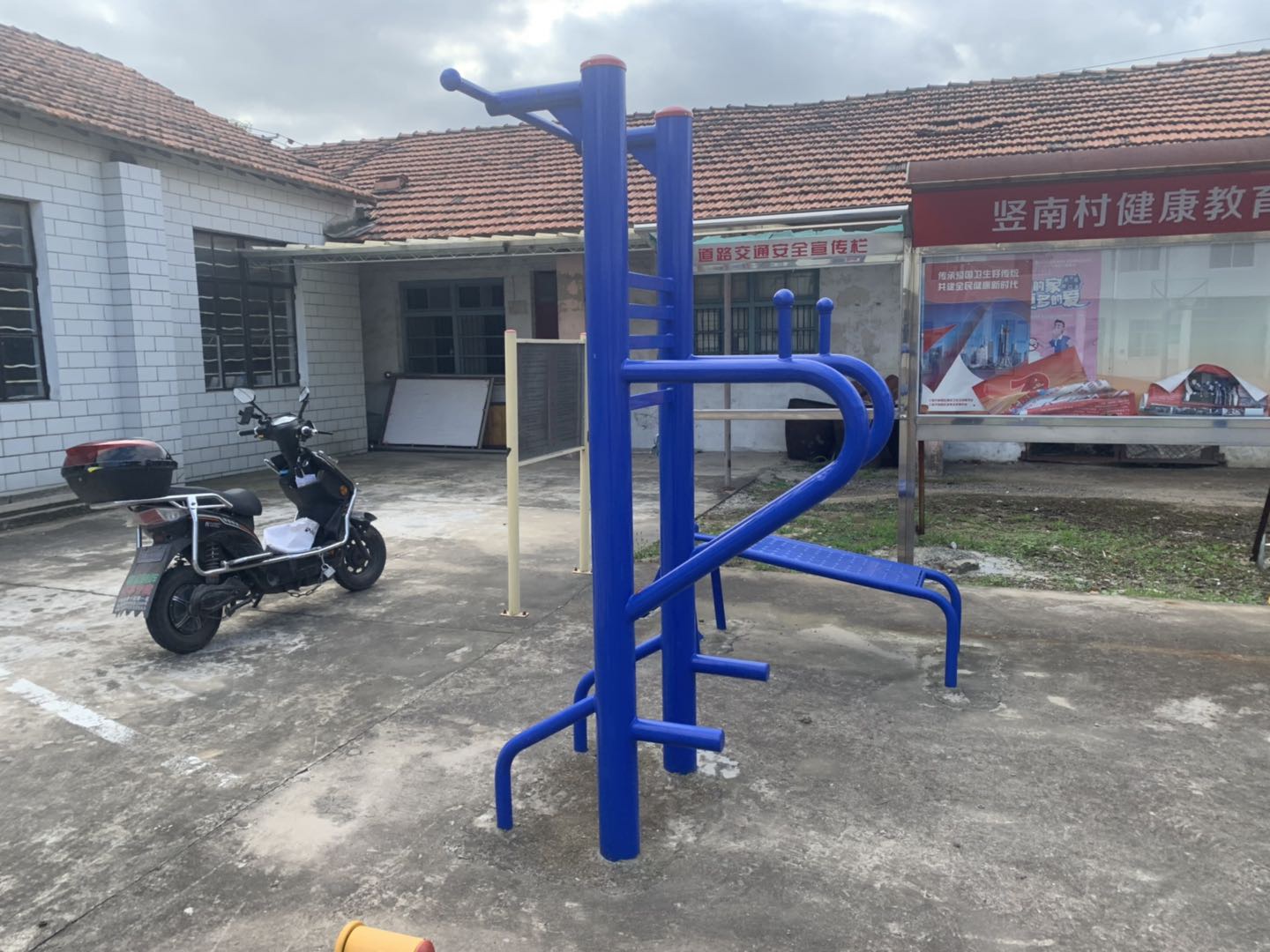 多功能鍛煉器