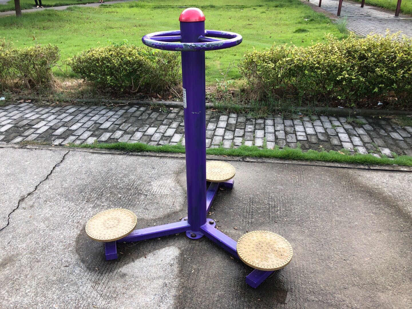 扭腰器