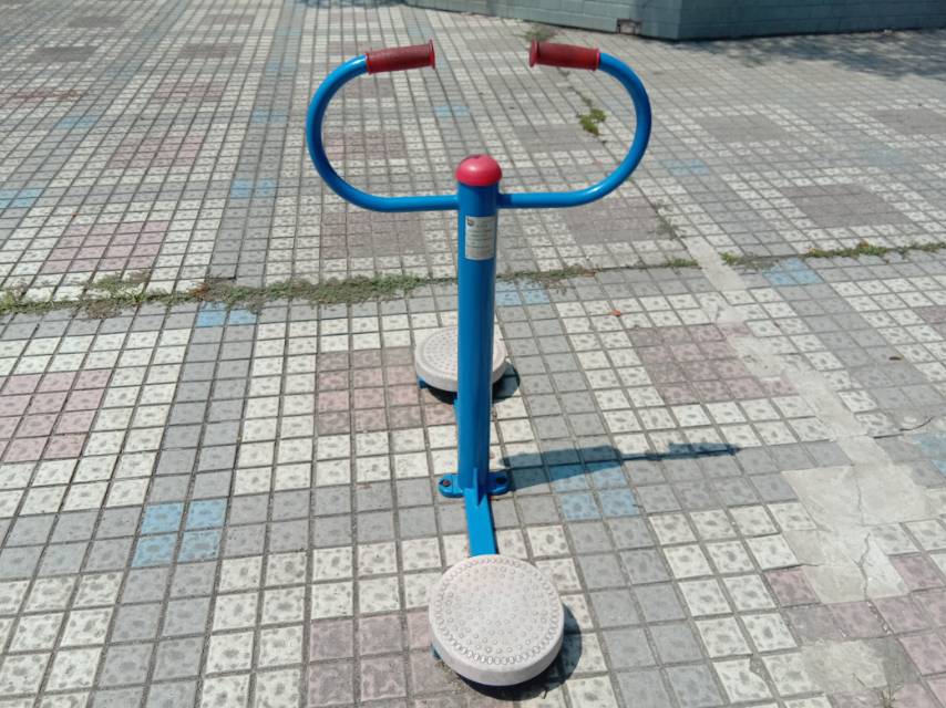 扭腰器