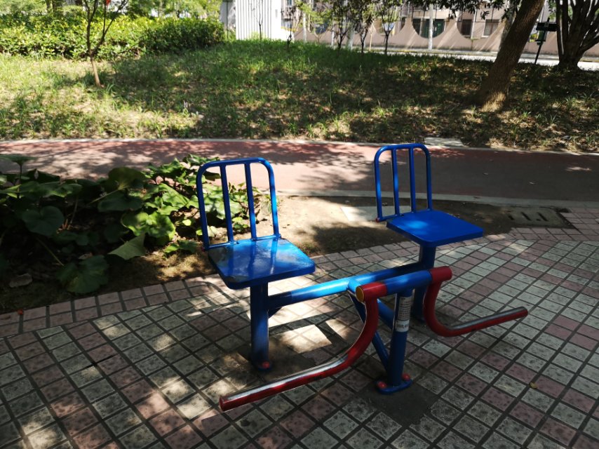 下肢訓練器