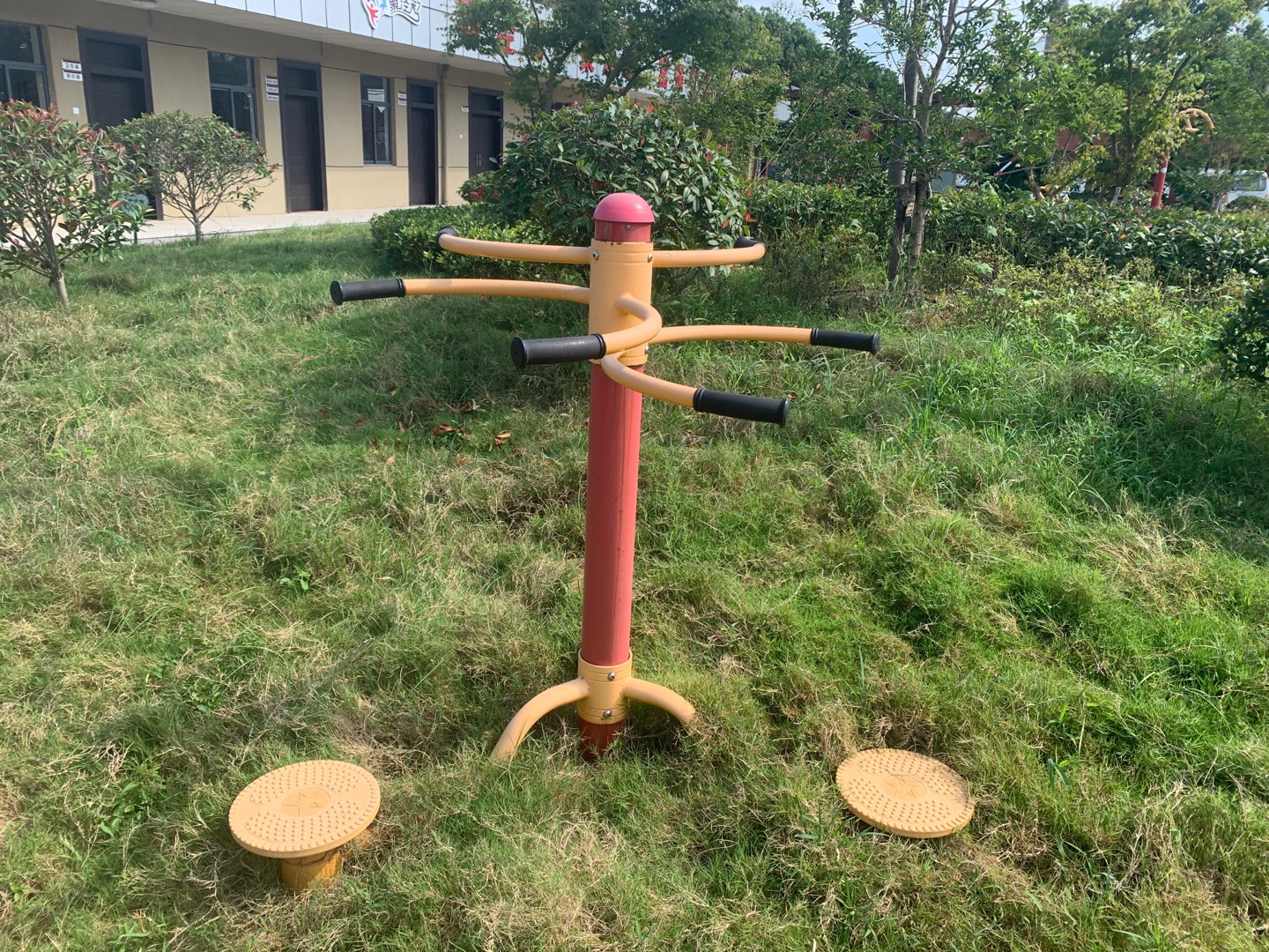 扭腰器