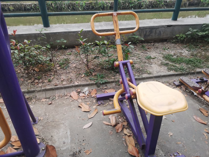 單人健騎機