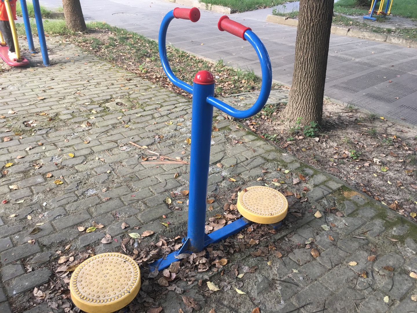 扭腰器
