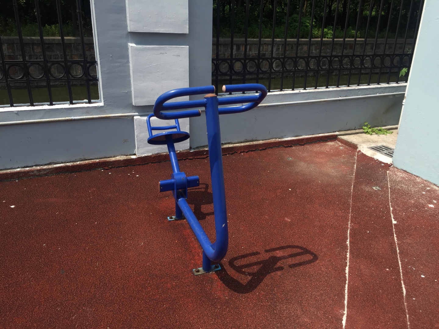 伸展器