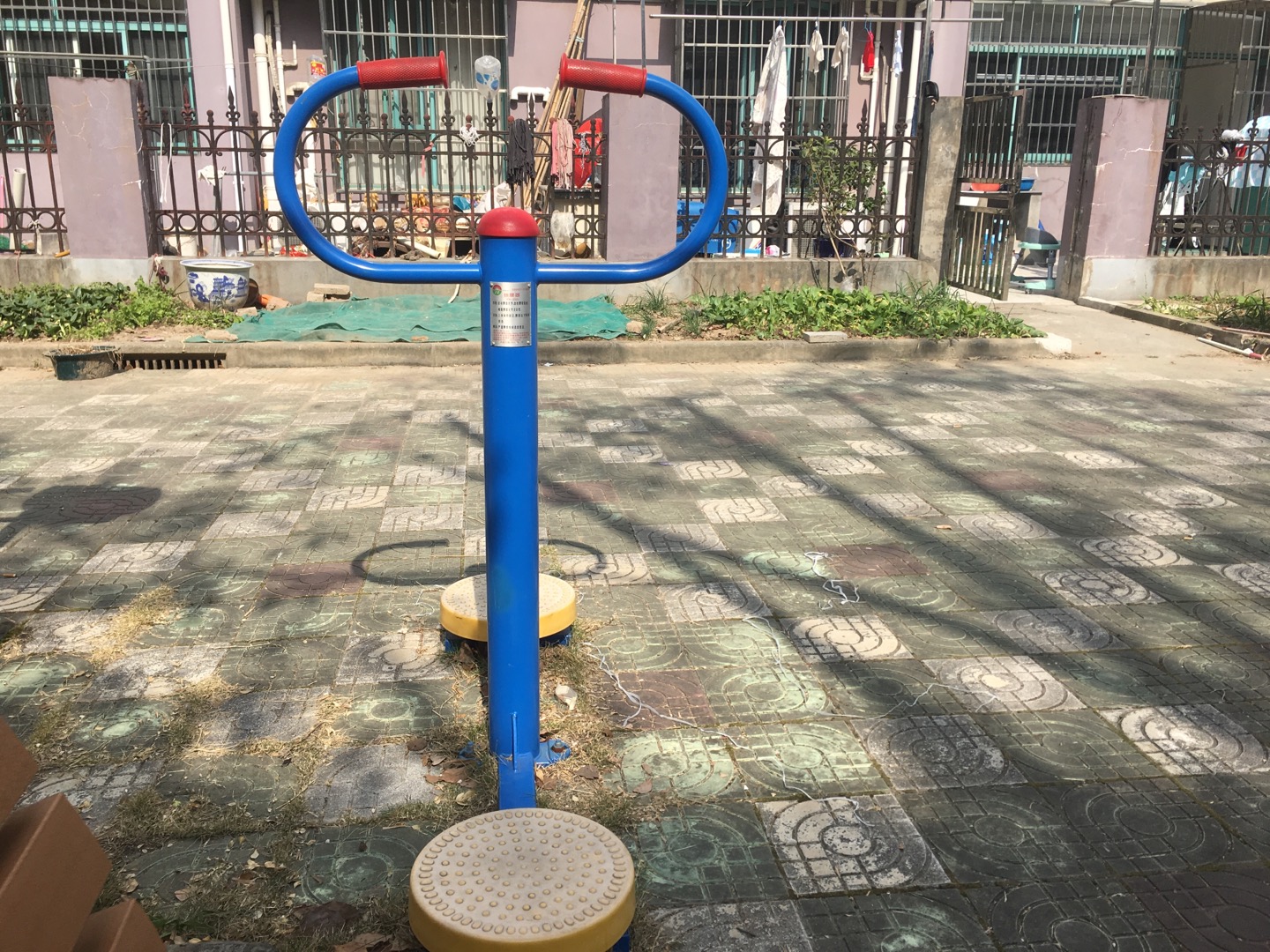 扭腰器