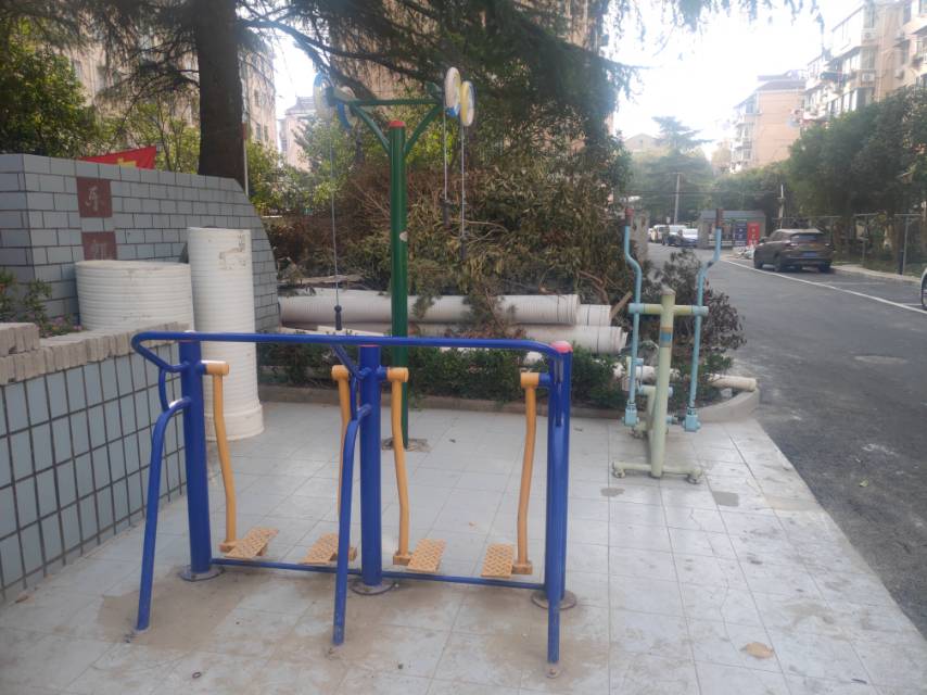 上南十村二成山路300弄健身點