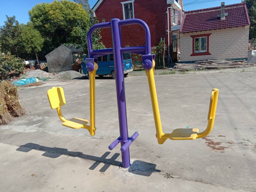 雙位蹬力器